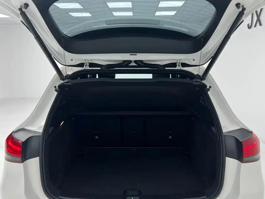 2020 Mercedes-Benz GLA 180 — миниатюра 13