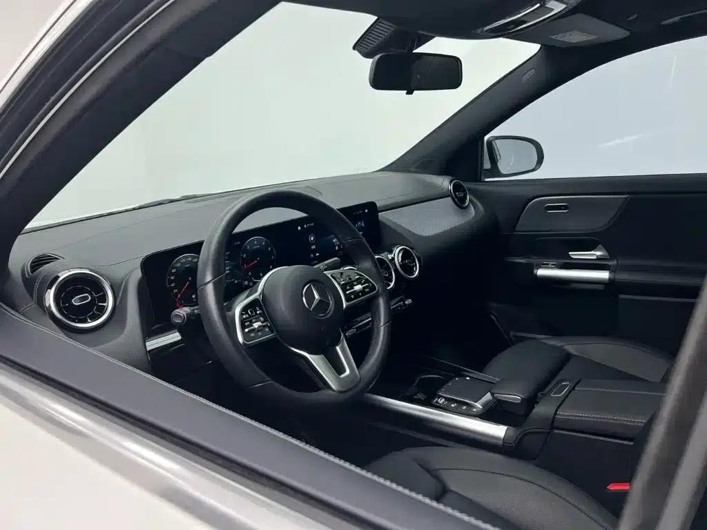 2020 Mercedes-Benz GLA 180 — миниатюра 14