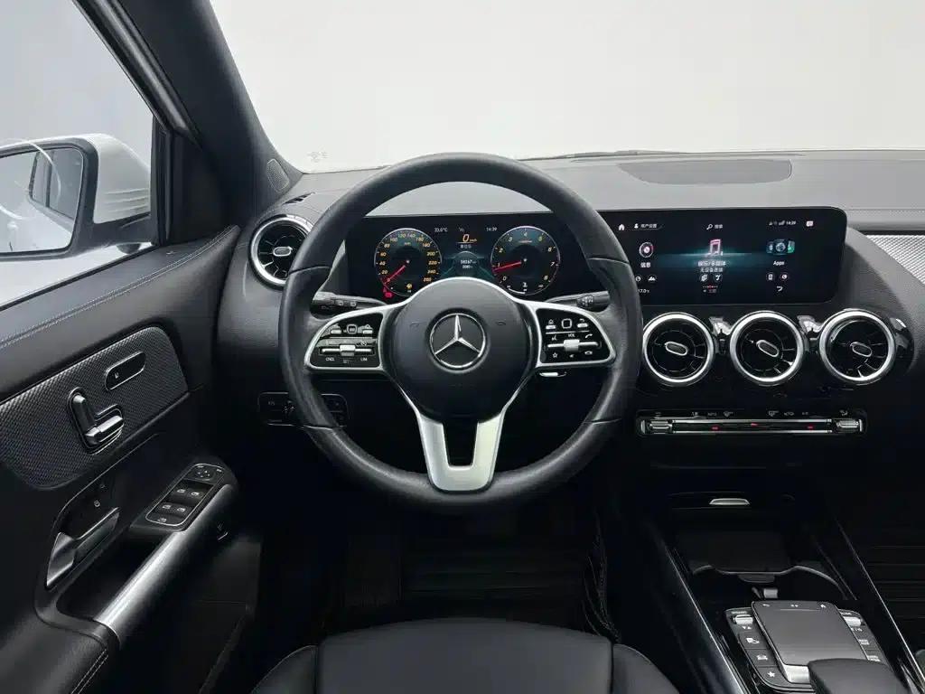 2020 Mercedes-Benz GLA 180 — миниатюра 20