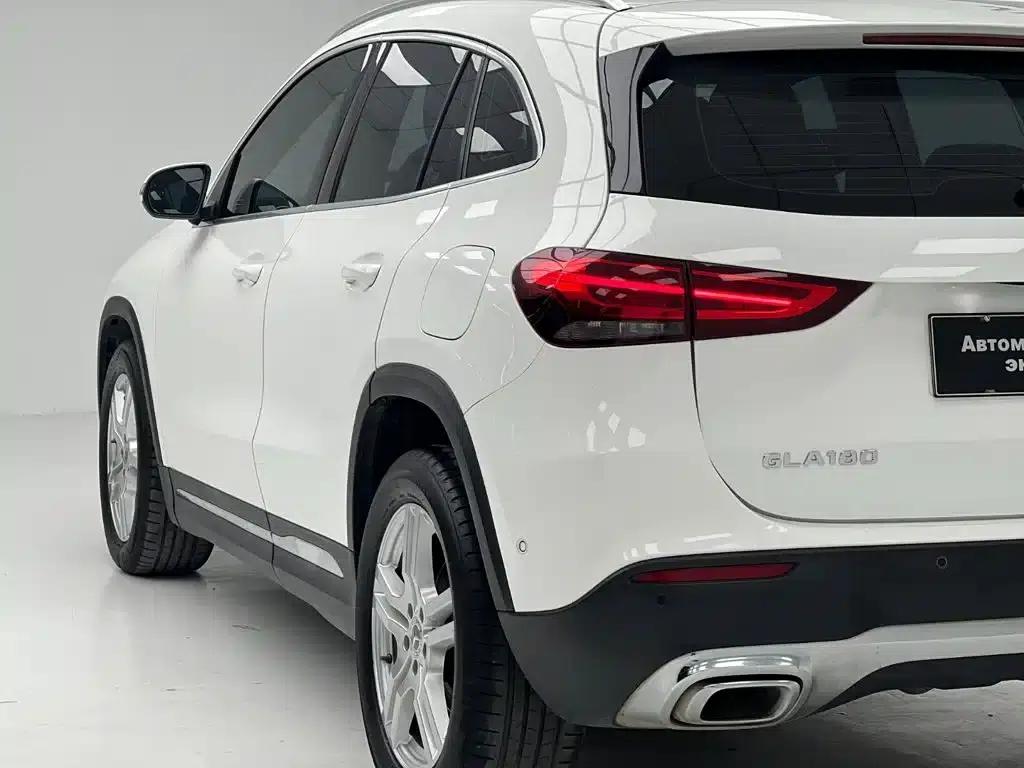 2020 Mercedes-Benz GLA 180 — миниатюра 8