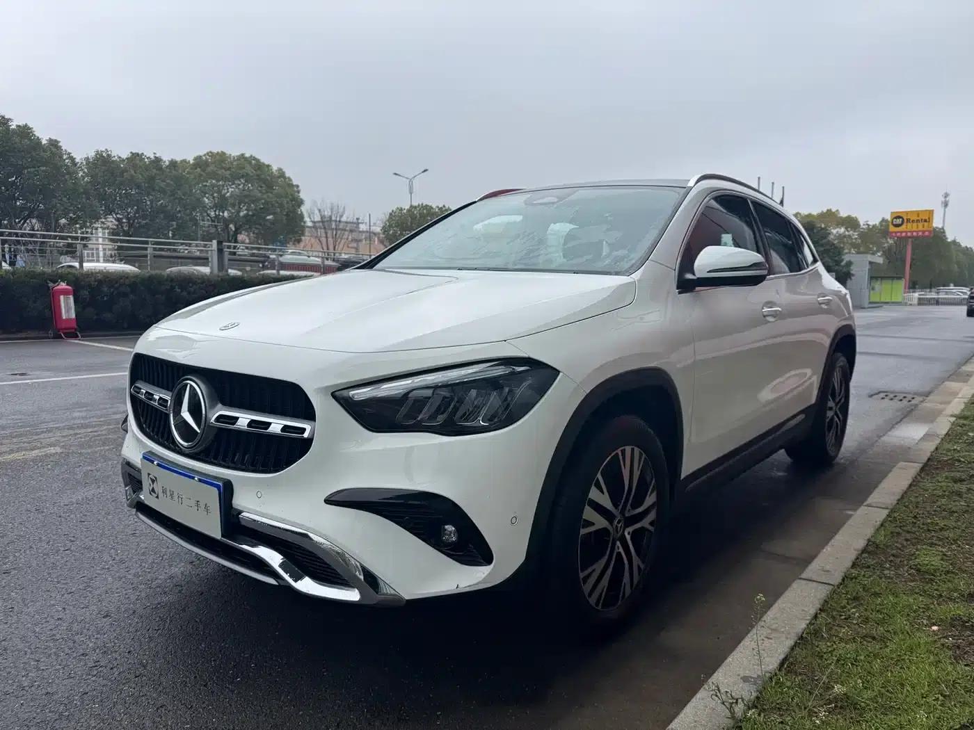2024 Mercedes-Benz GLA 220 — миниатюра 1