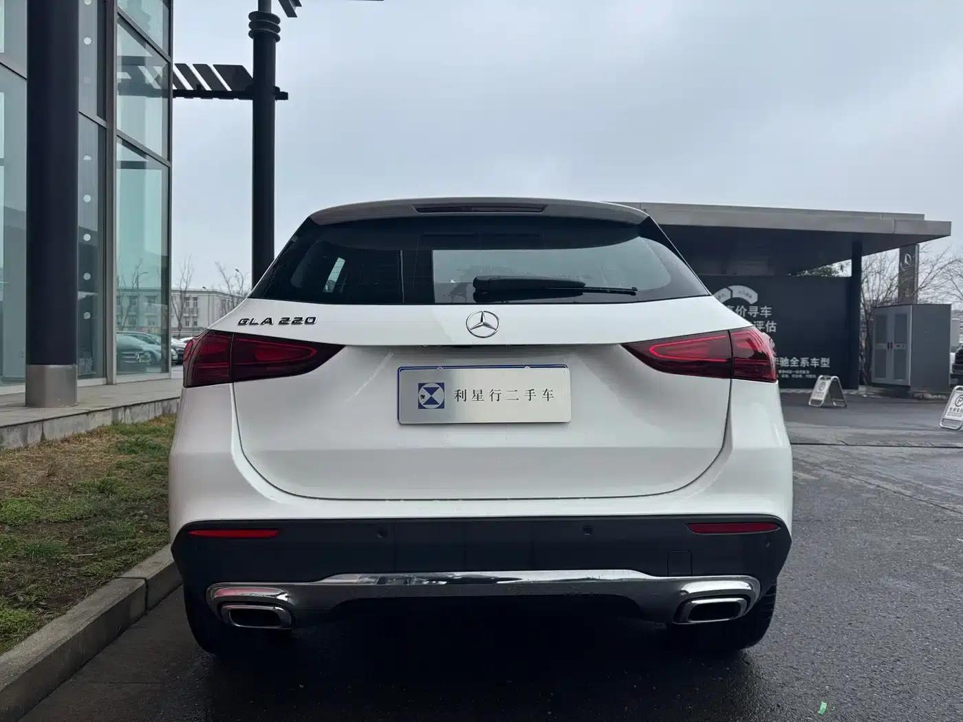 2024 Mercedes-Benz GLA 220 — миниатюра 12