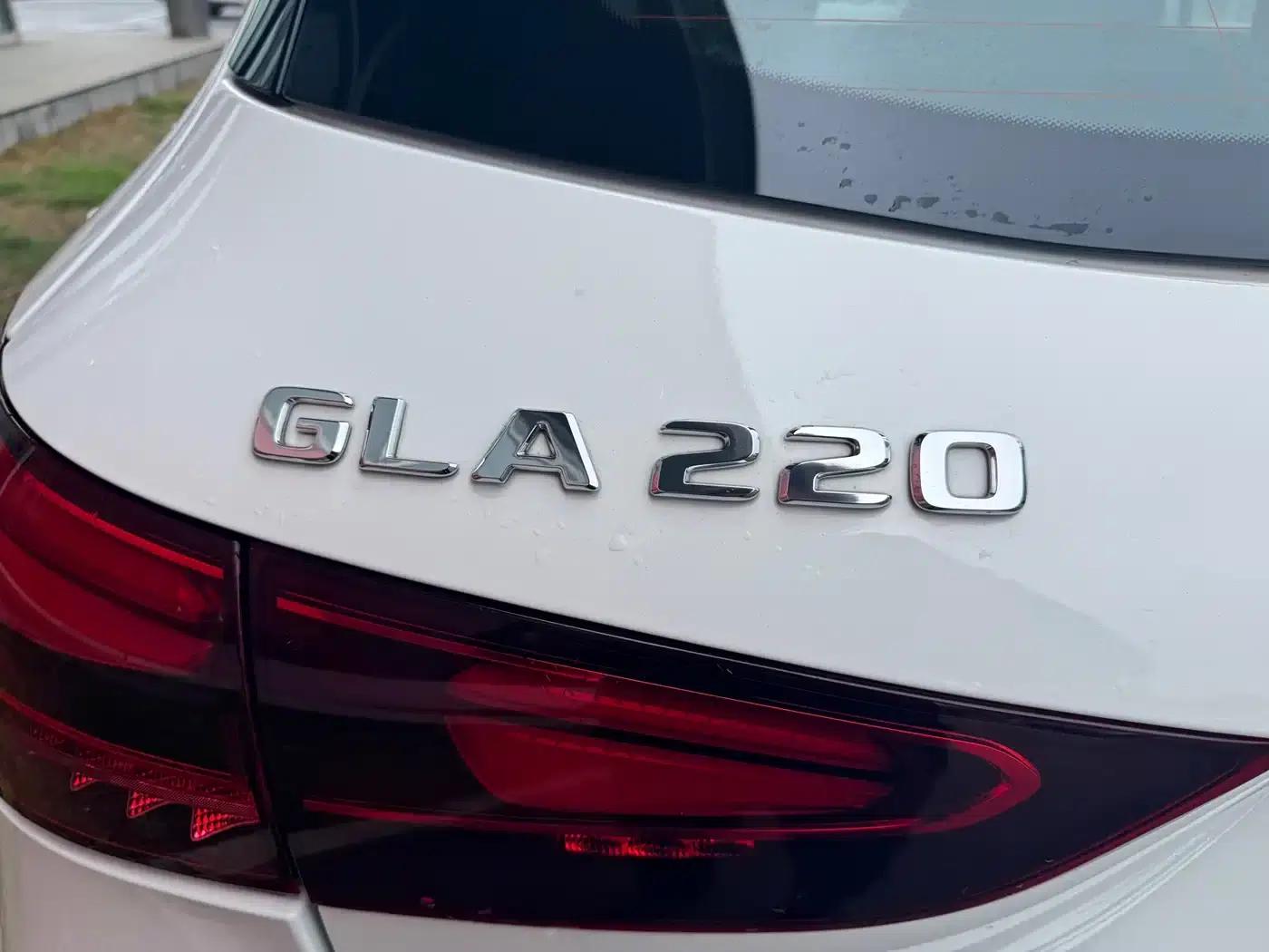 2024 Mercedes-Benz GLA 220 — миниатюра 16