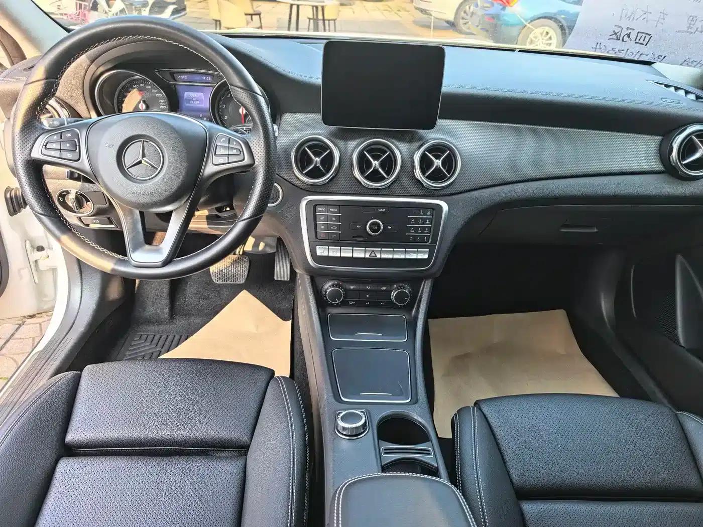 2018 Mercedes-Benz GLA 220 4MATIC Sport — миниатюра 6