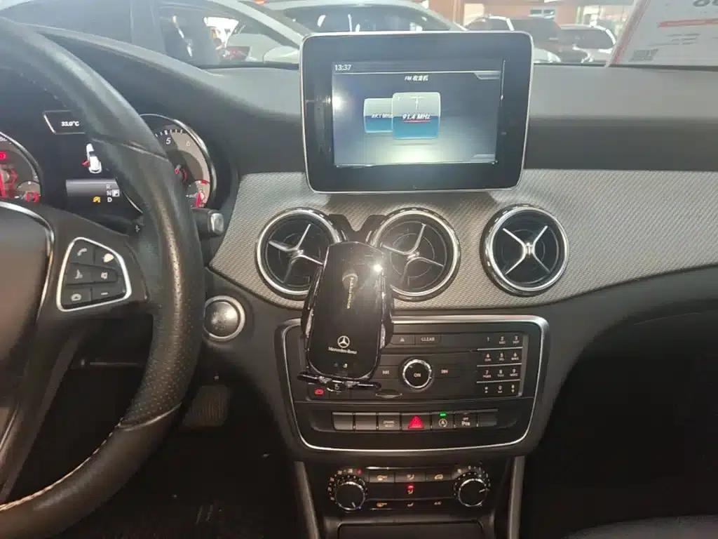 2016 Mercedes-Benz GLA 200 Dynamic — миниатюра 13