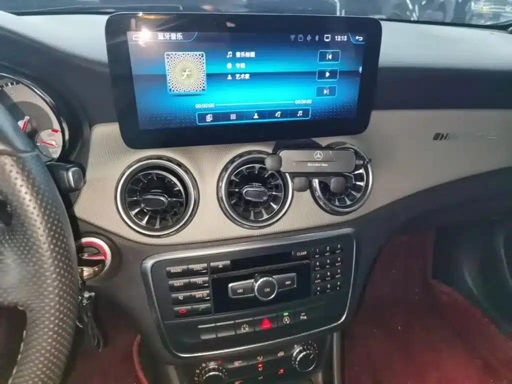 2015 Mercedes-Benz GLA 200 Dynamic — миниатюра 13