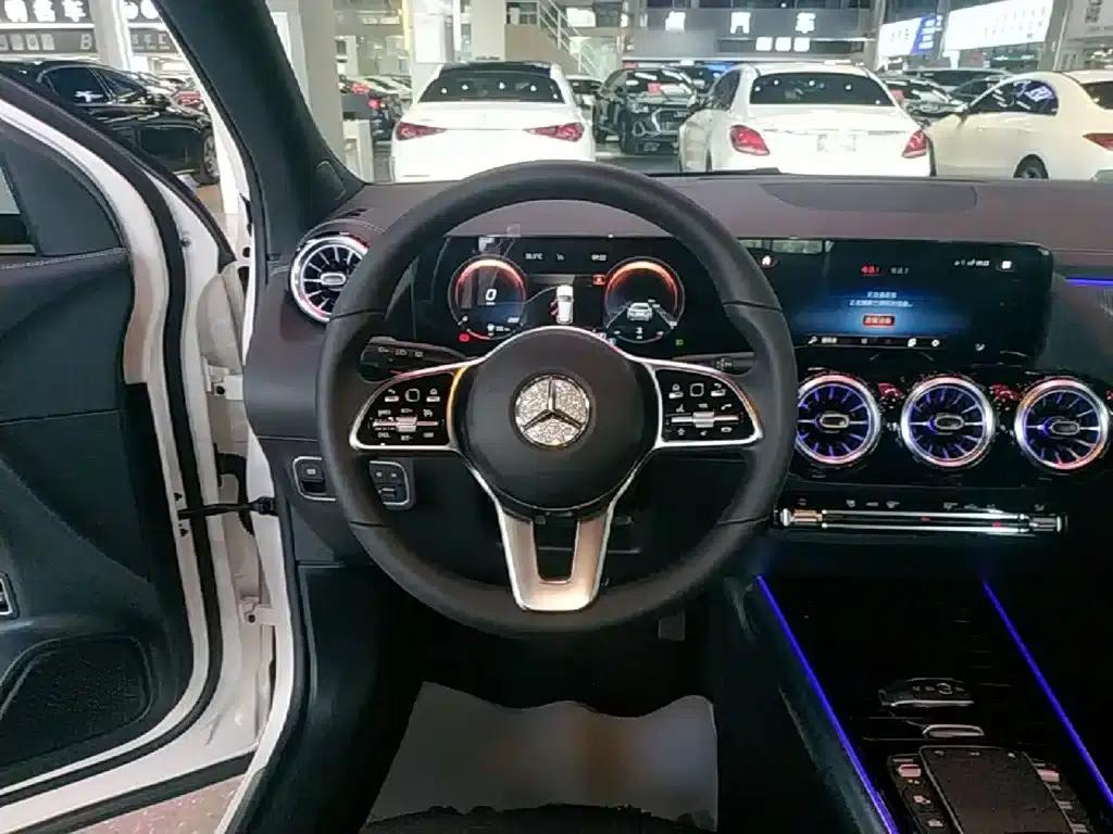 Mercedes-Benz GLA 2022 Facelift GLA 200 — миниатюра 11