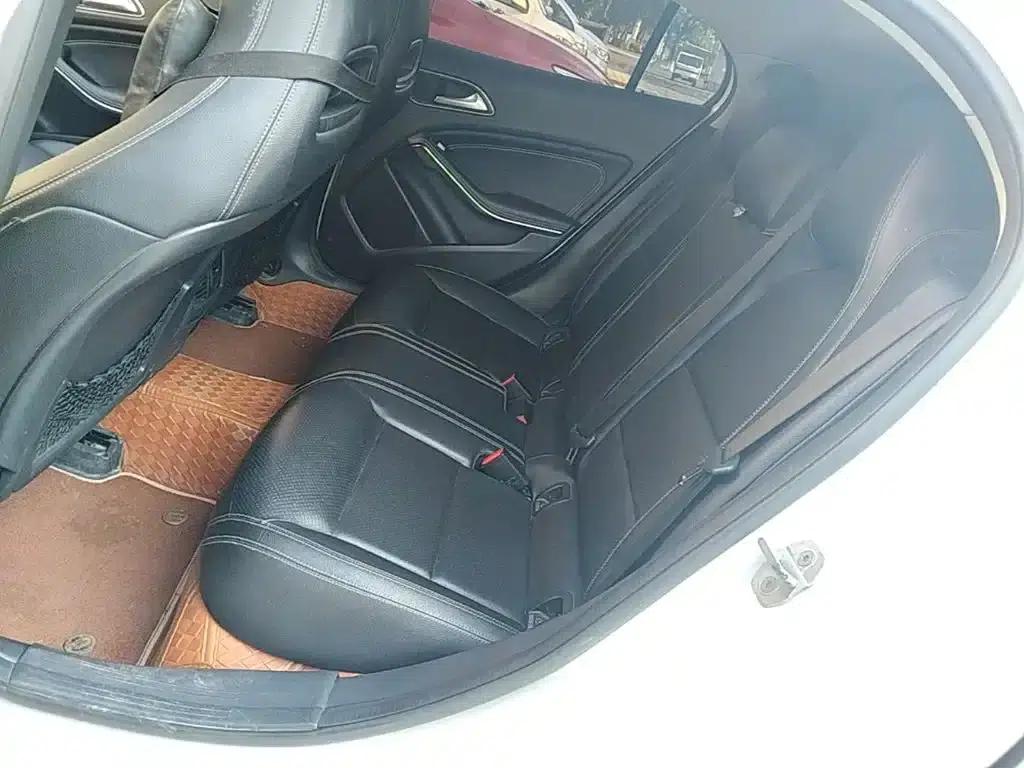 2016 Mercedes-Benz GLA 200 Dynamic — миниатюра 17