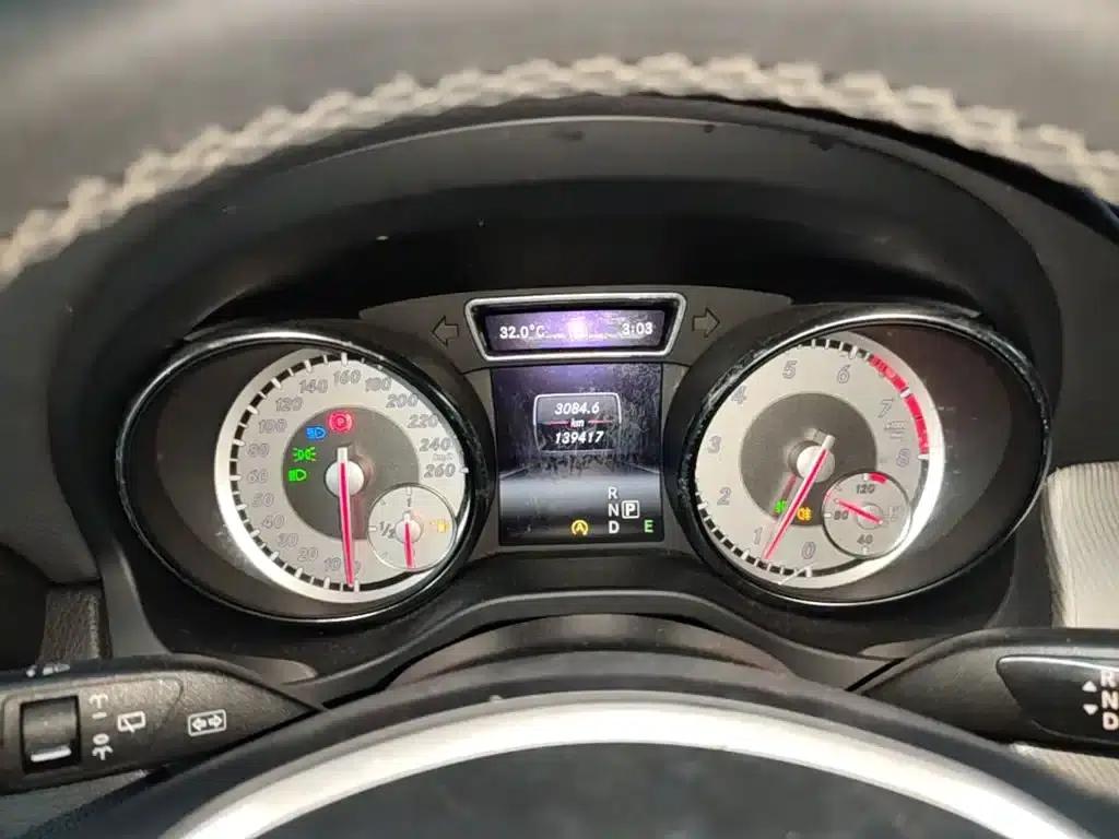 2015 Mercedes-Benz GLA 200 Fashion Edition — миниатюра 12