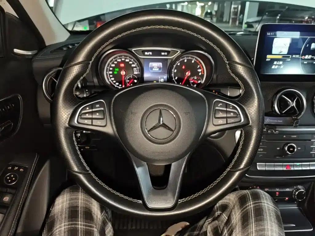 2017 Mercedes-Benz GLA 200 Fashion Edition — миниатюра 11