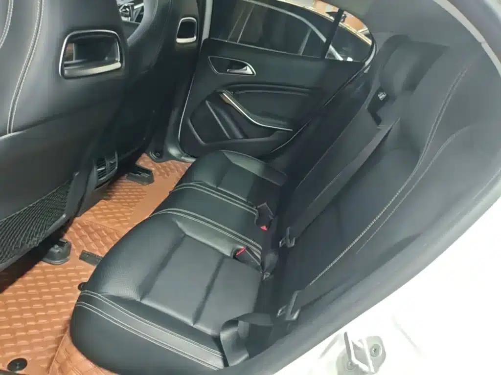 2017 Mercedes-Benz GLA 200 Dynamic — миниатюра 17