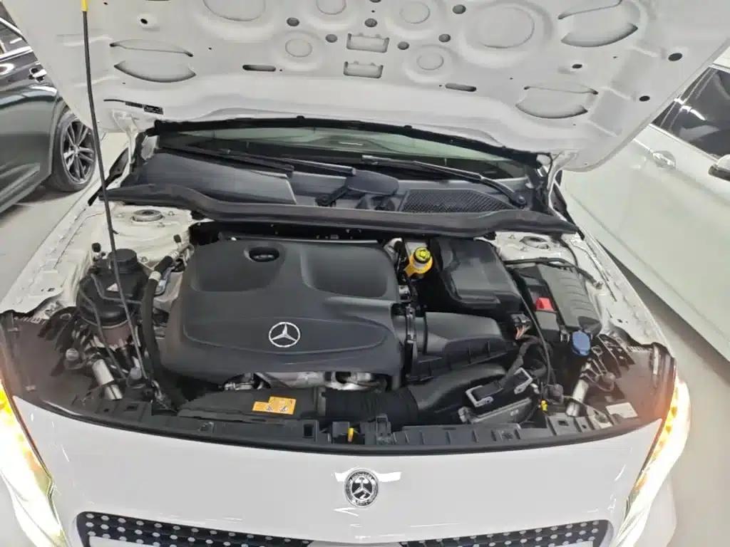 2017 Mercedes-Benz GLA 200 Dynamic — миниатюра 20