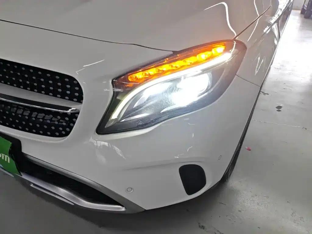 2017 Mercedes-Benz GLA 200 Dynamic — миниатюра 24