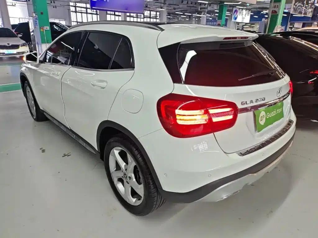 2017 Mercedes-Benz GLA 200 Dynamic — миниатюра 5
