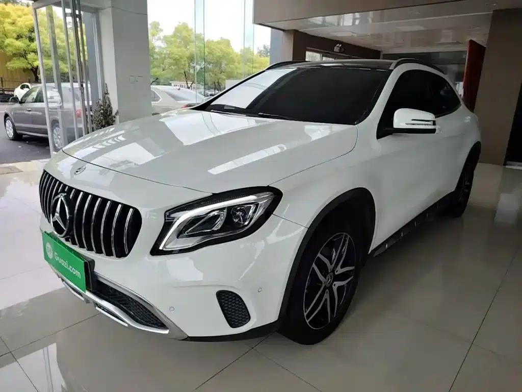 2017 Mercedes-Benz GLA 200 Fashion Edition — миниатюра 2