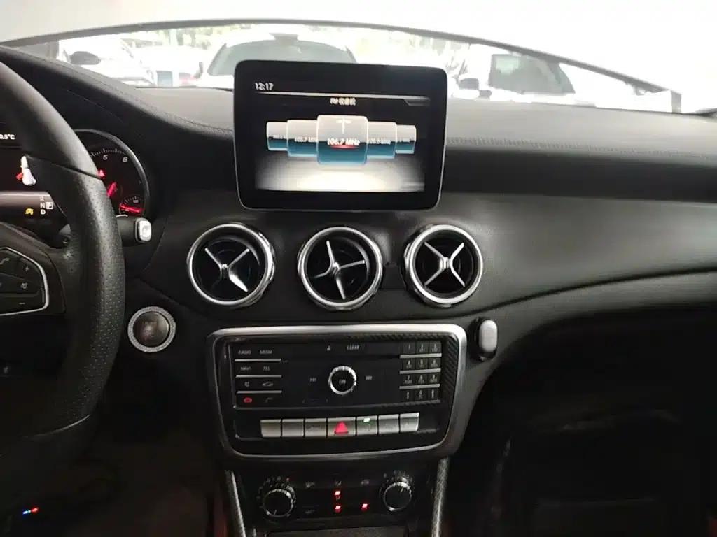 2017 Mercedes-Benz GLA 200 Fashion Edition — миниатюра 13