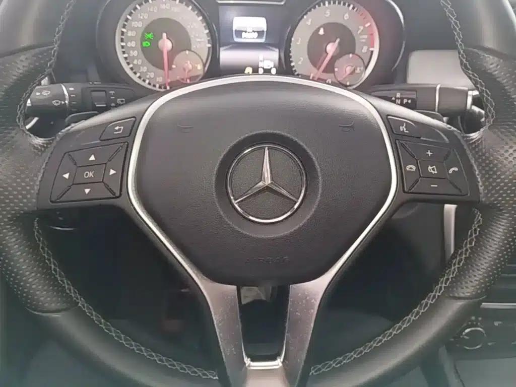 2016 Mercedes-Benz GLA 200 Fashion Edition — миниатюра 11