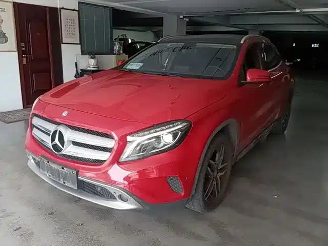 2016 Mercedes-Benz GLA 200 Fashion Edition