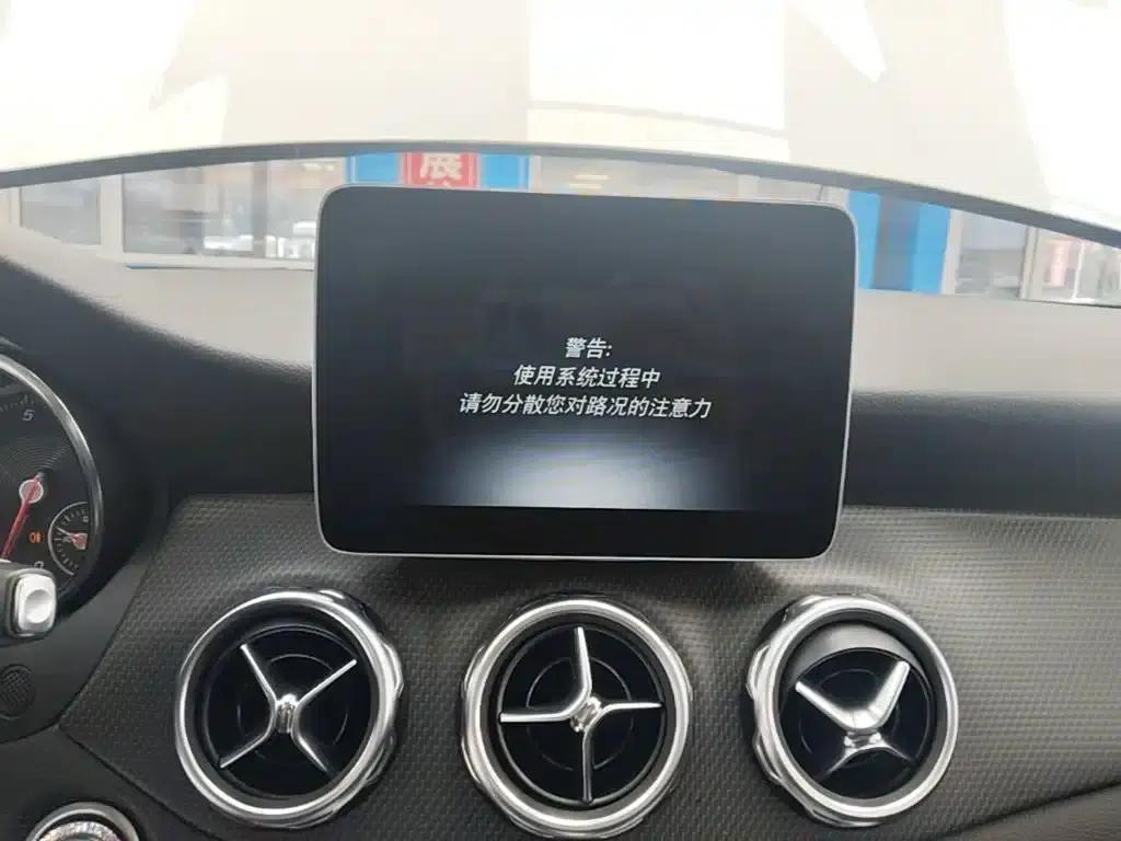 2018 Mercedes-Benz GLA 200 Dynamic — миниатюра 13