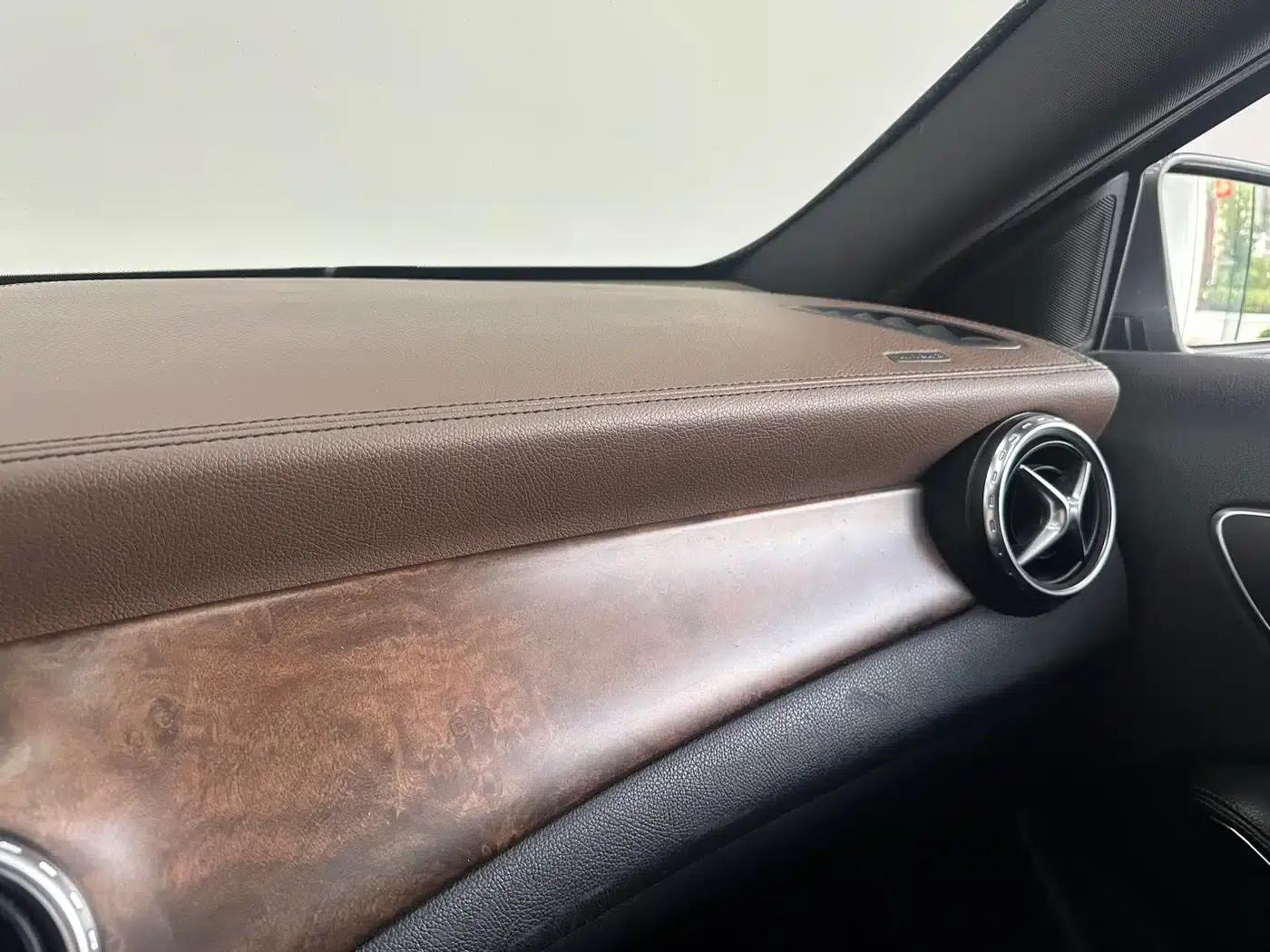 Imported Mercedes-Benz GLA 2015 GLA 260 4MATIC — миниатюра 12