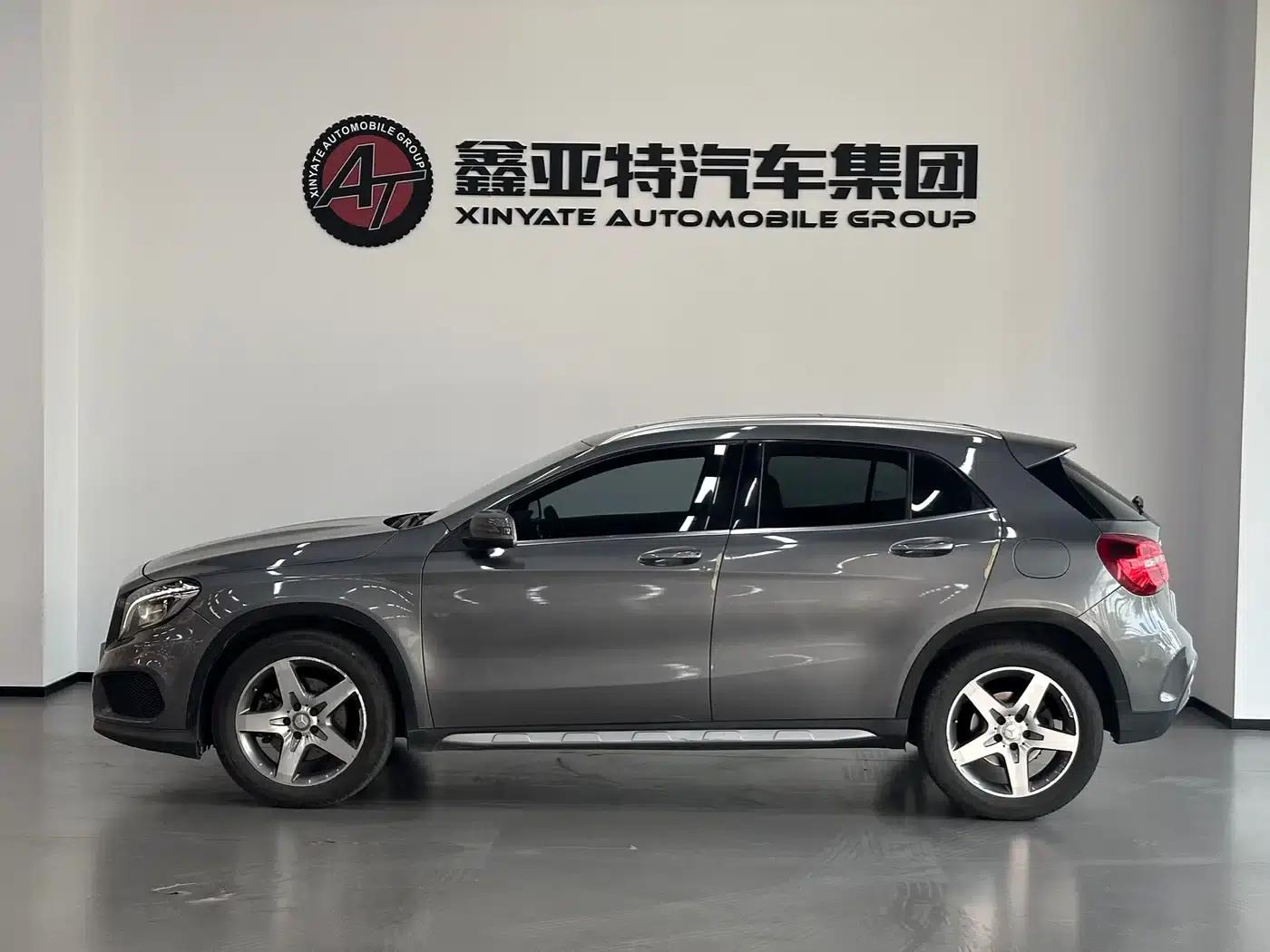 Imported Mercedes-Benz GLA 2015 GLA 260 4MATIC — миниатюра 3