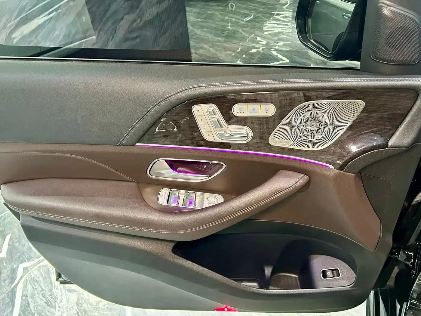 Mercedes-Benz GLS 2023 Facelift GLS 450 4MATIC Fashion Model — миниатюра 22