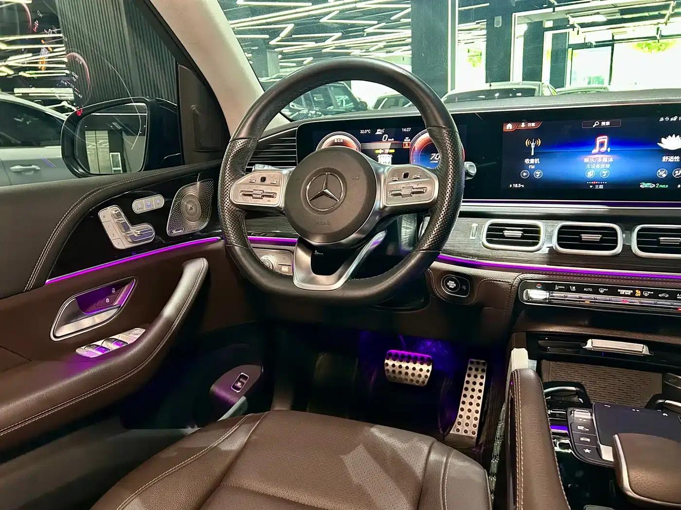 Mercedes-Benz GLS 2023 Facelift GLS 450 4MATIC Fashion Model — миниатюра 27