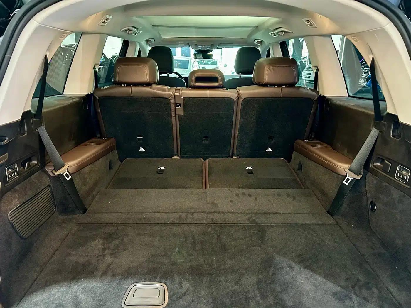 Mercedes-Benz GLS 2023 Facelift GLS 450 4MATIC Fashion Model — миниатюра 33