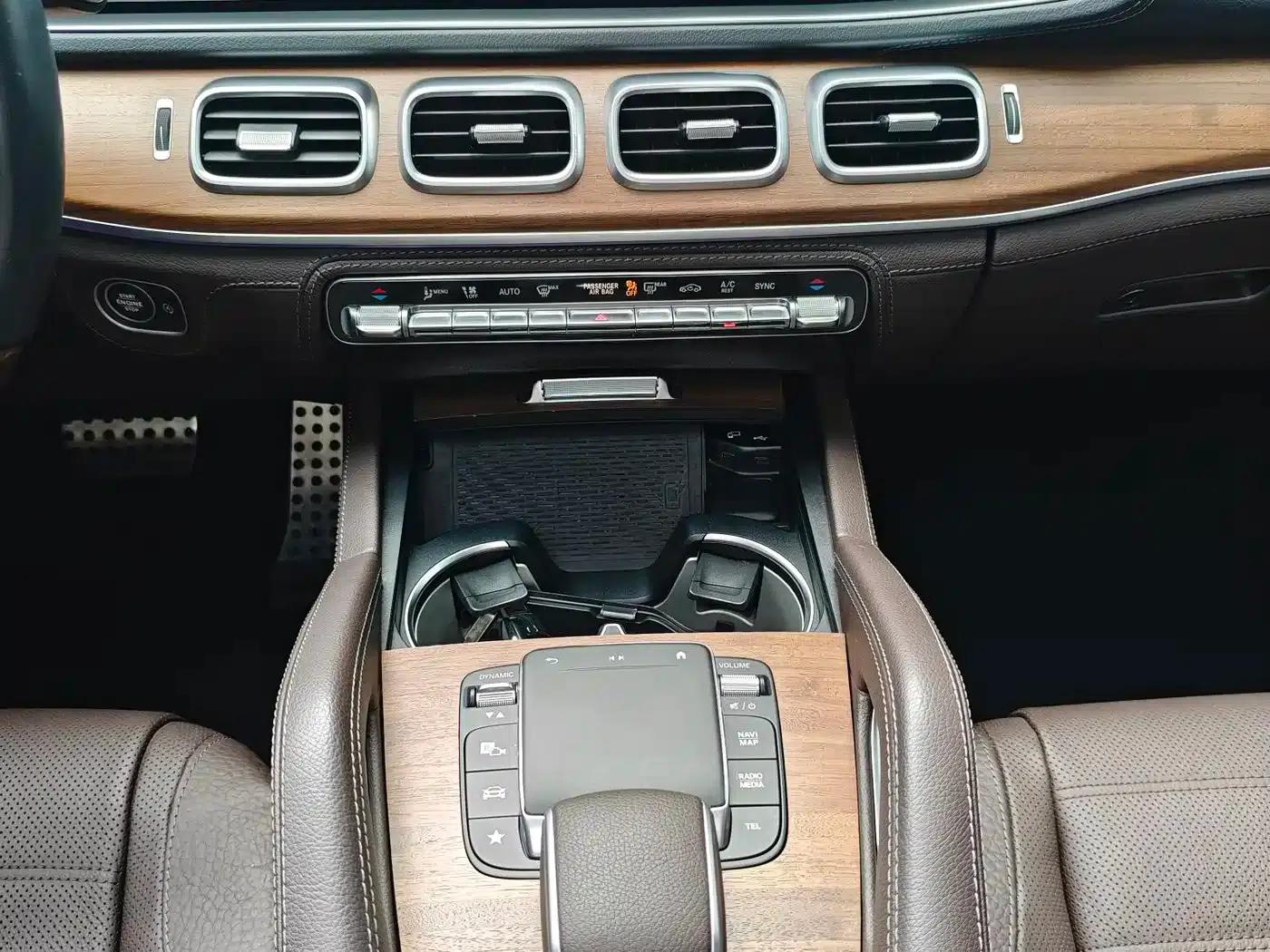 2023 Mercedes-Benz GLS 450 4MATIC Luxury — миниатюра 12