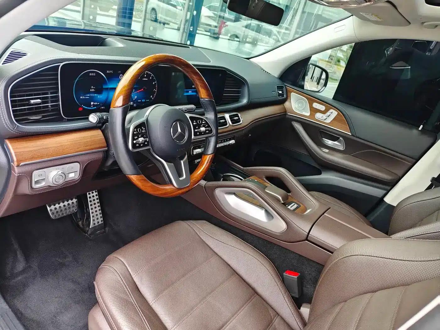 2023 Mercedes-Benz GLS 450 4MATIC Luxury — миниатюра 6