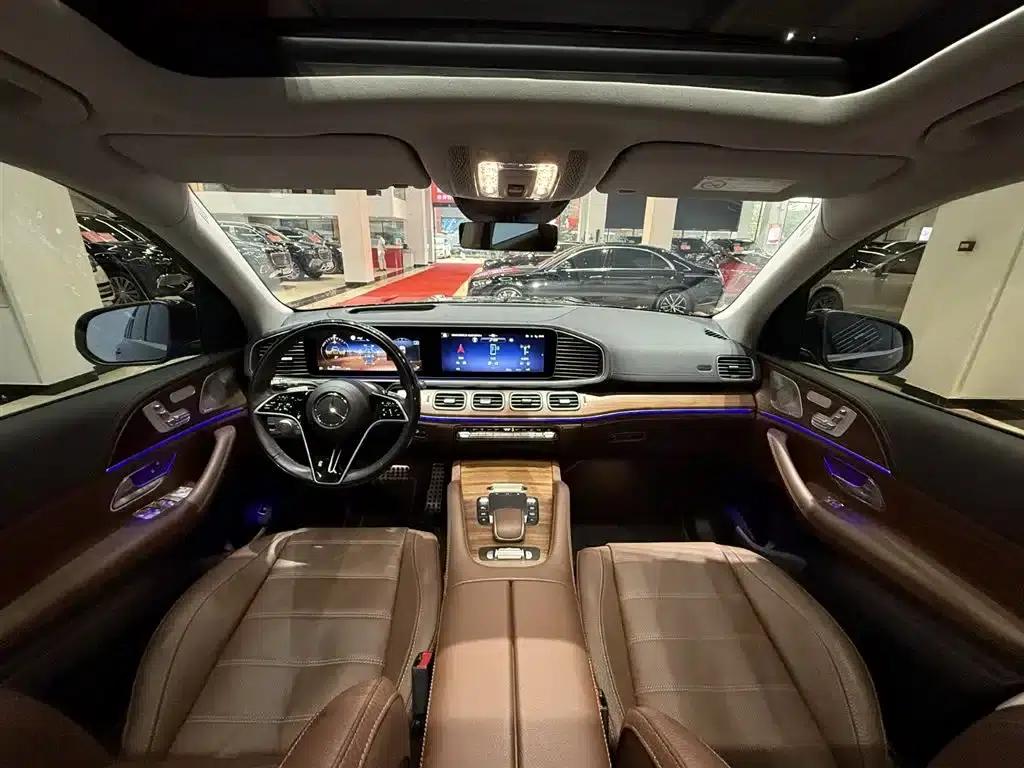 2024 Mercedes-Benz GLS 450 4MATIC Luxury — миниатюра 7