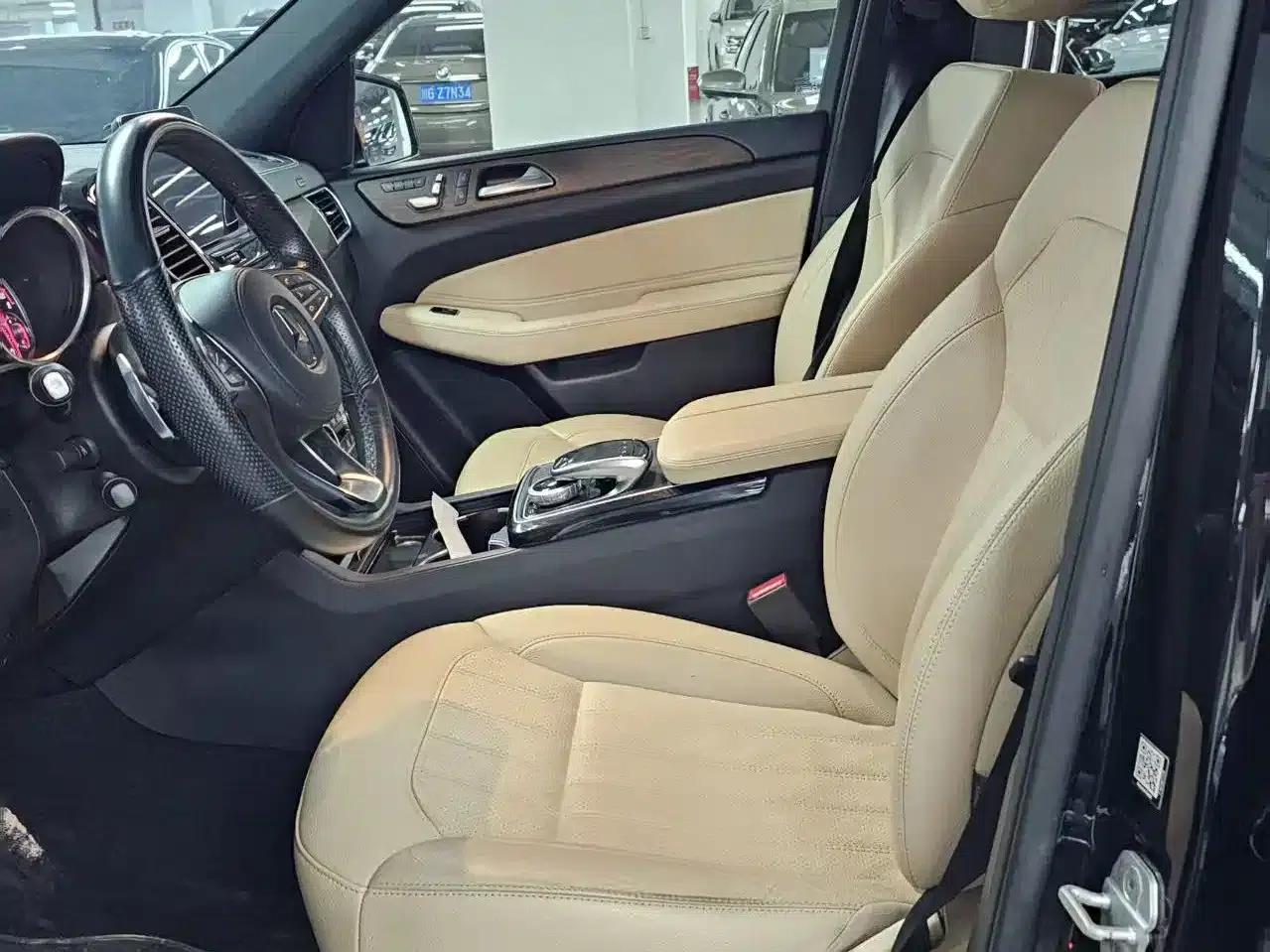 2016 Mercedes-Benz GLS 450 US Spec — миниатюра 8