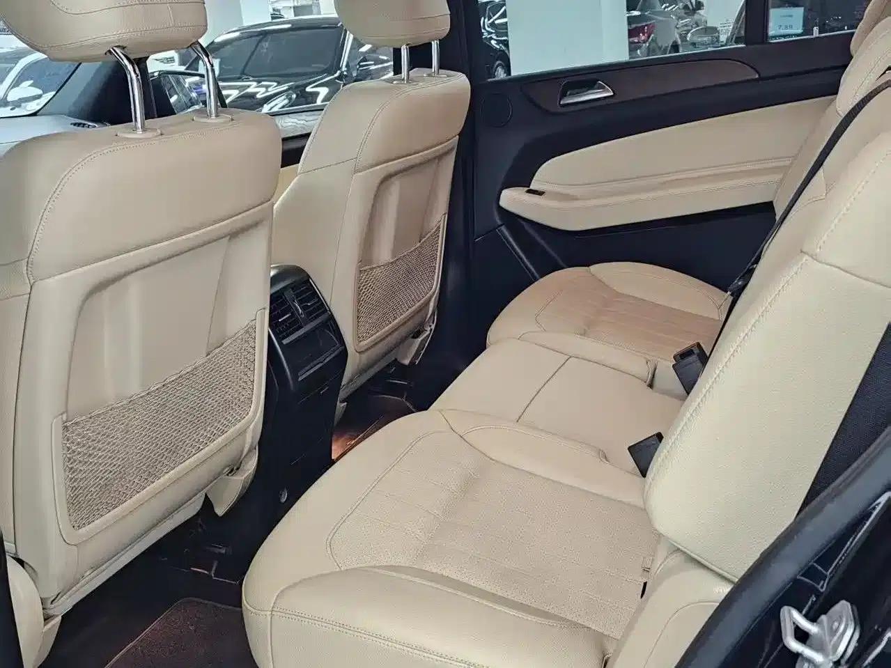 2016 Mercedes-Benz GLS 450 US Spec — миниатюра 9