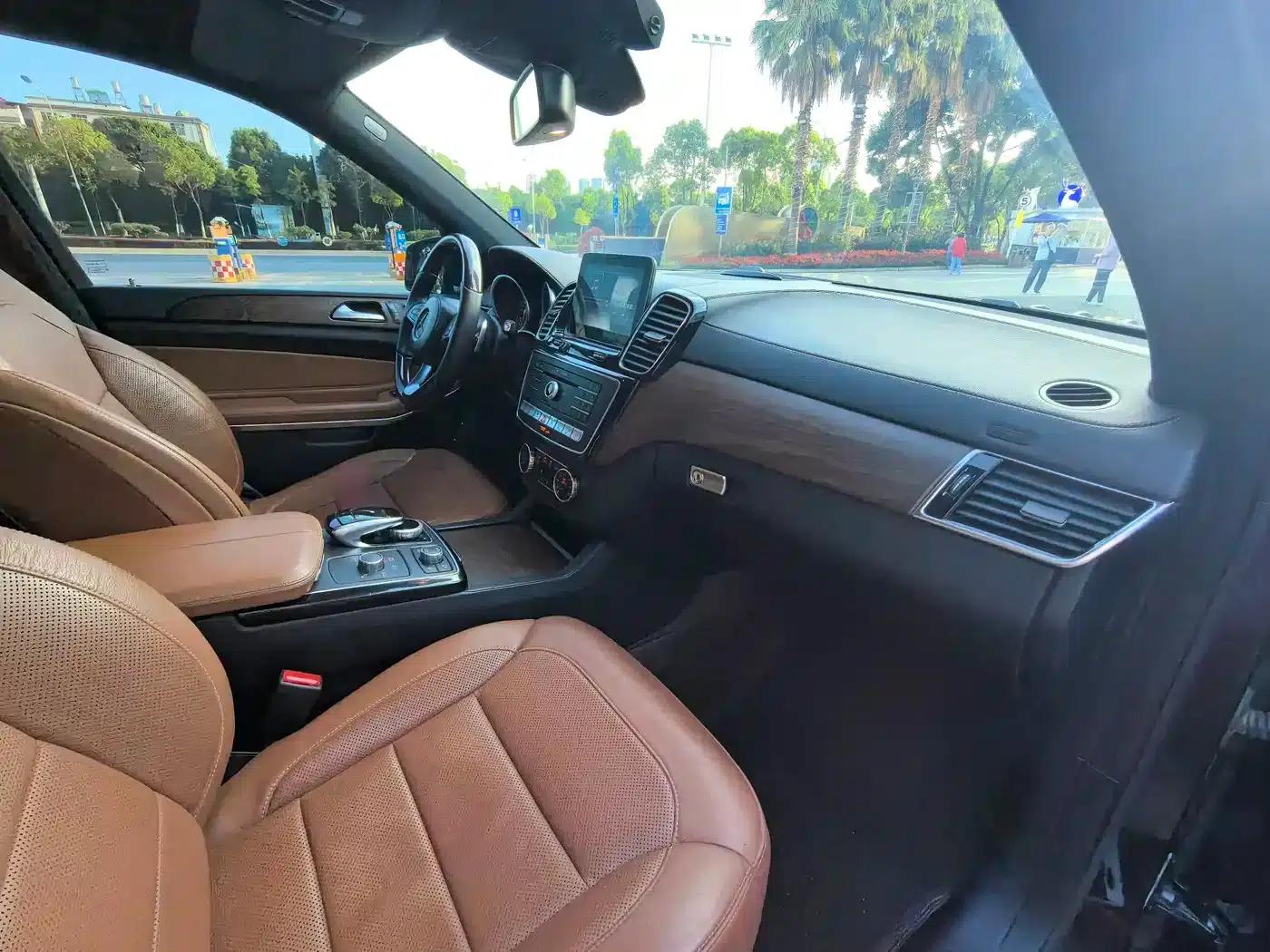 2016 Mercedes-Benz GLS 500 4MATIC — миниатюра 15