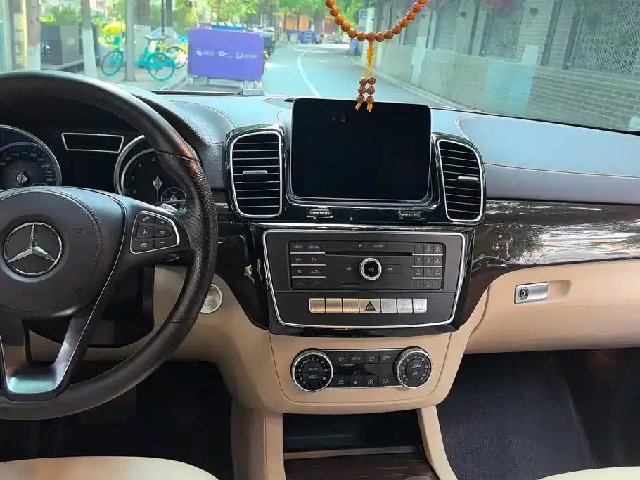 2018 Mercedes-Benz GLS Facelift: GLS 400 4MATIC Dynamic — миниатюра 13