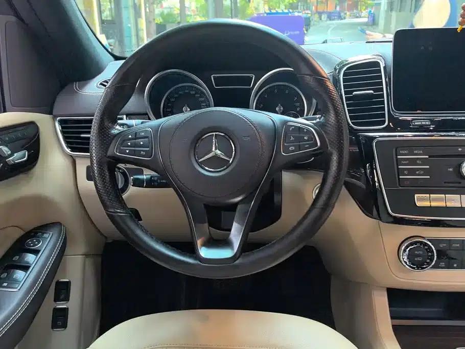 2018 Mercedes-Benz GLS Facelift: GLS 400 4MATIC Dynamic — миниатюра 15