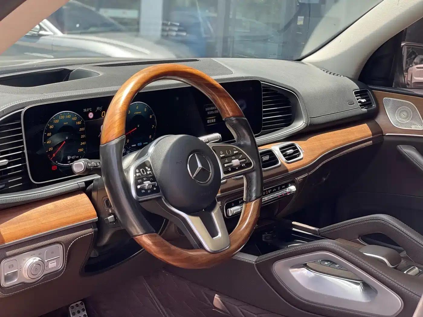 2022 Mercedes-Benz GLS 450 4MATIC Luxury — миниатюра 10