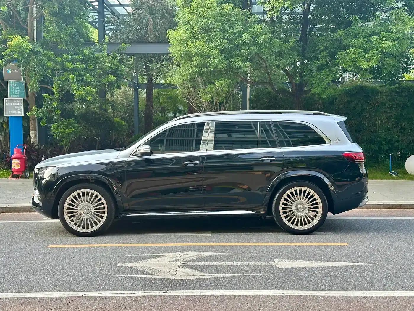 2020 Mercedes-Benz GLS 450 4MATIC Luxury — миниатюра 3