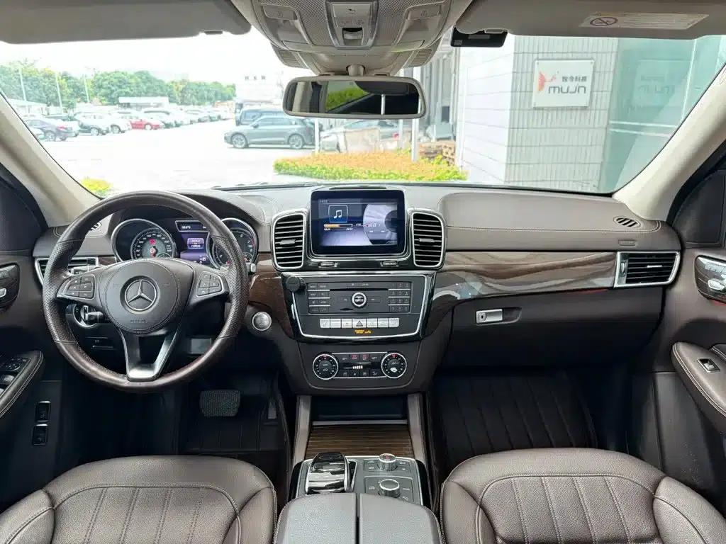 2018 Mercedes-Benz GLS Facelift: GLS 400 4MATIC Dynamic — миниатюра 9