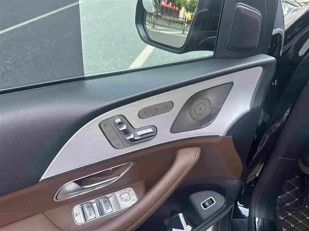 2024 Mercedes-Benz GLS 400 4MATIC — миниатюра 4