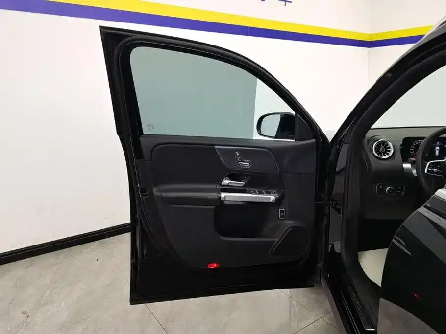 Mercedes-Benz GLB 2022 Facelift GLB 200 Fashion Model — миниатюра 7