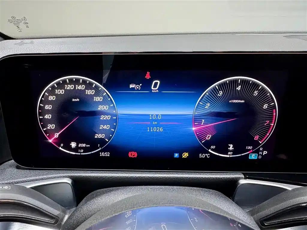 Mercedes-Benz GLB 2024 Facelift GLB 200 Dynamic — миниатюра 16