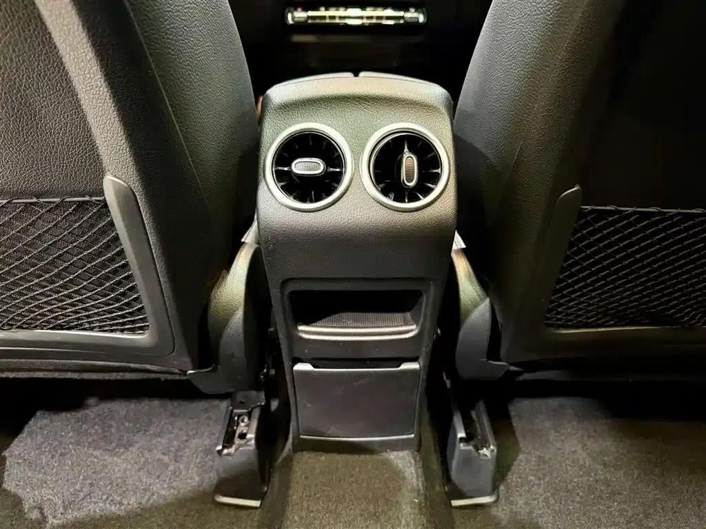 Mercedes-Benz GLB 2024 Facelift GLB 200 Dynamic — миниатюра 21