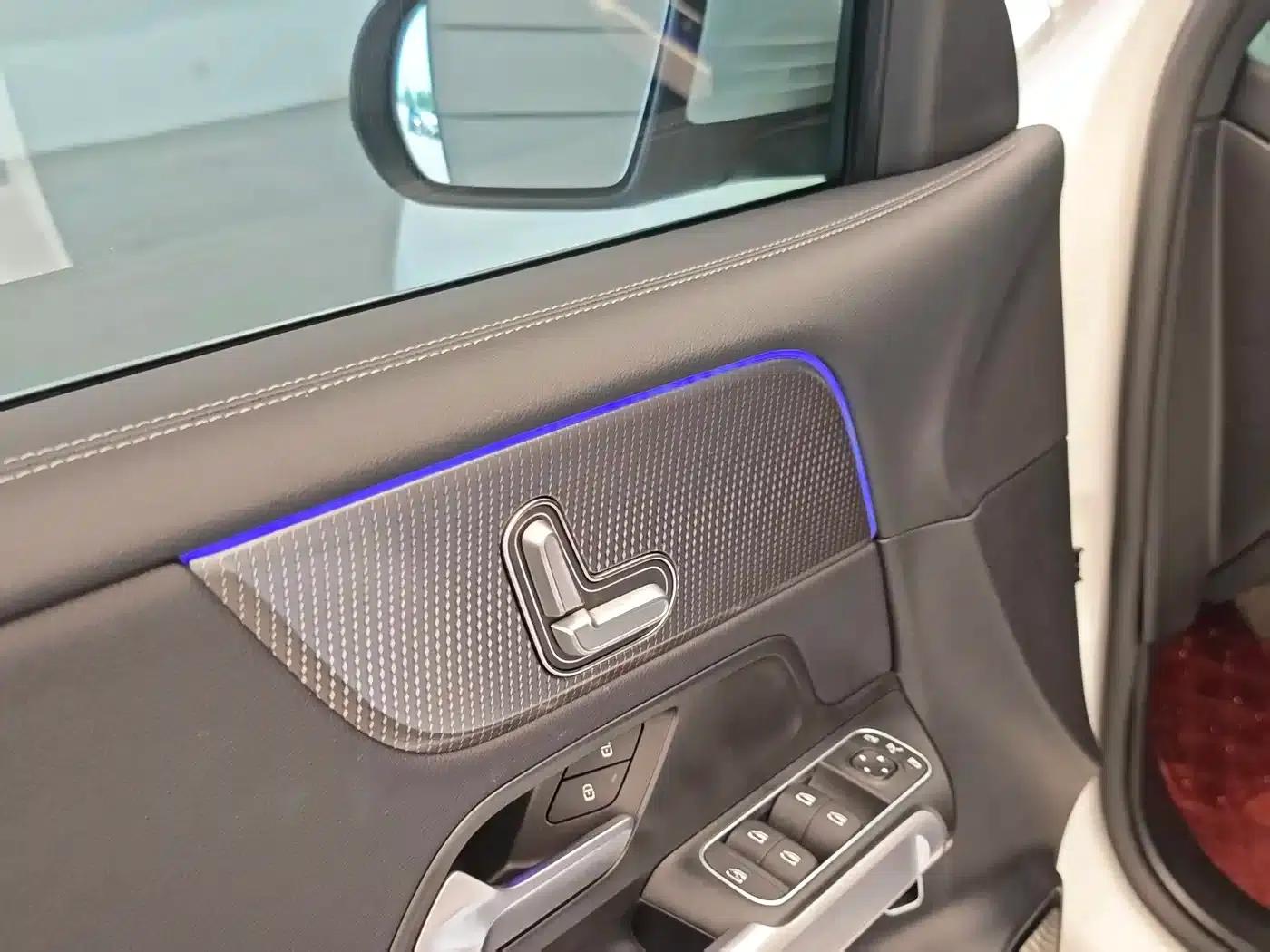 2023 Mercedes-Benz GLB 220 Dynamic — миниатюра 18