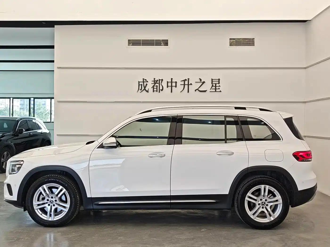2023 Mercedes-Benz GLB 220 Dynamic — миниатюра 5