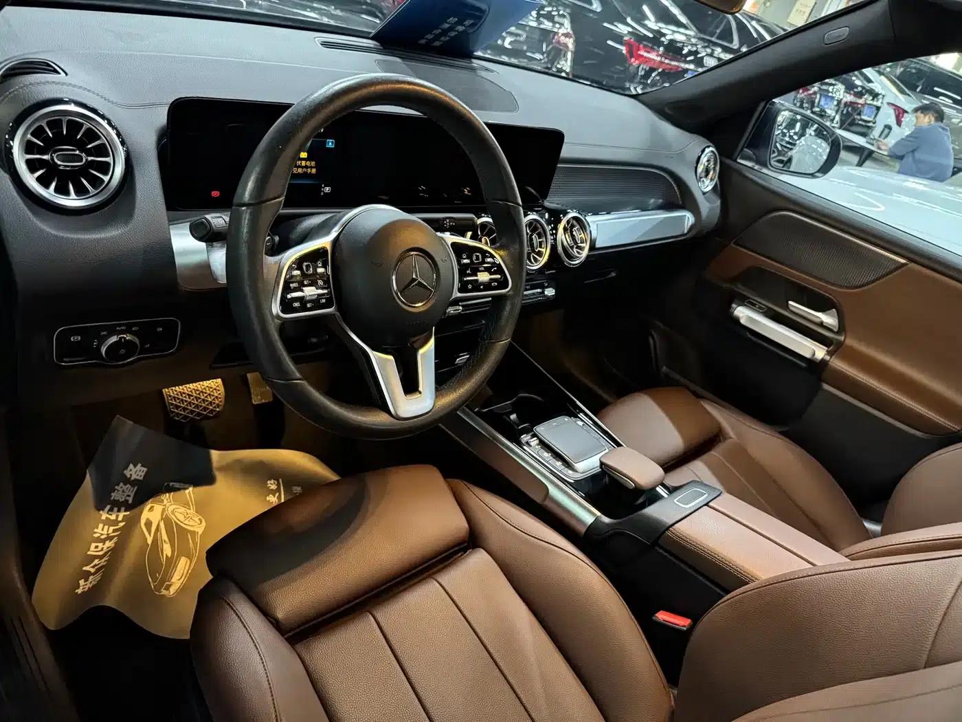 Mercedes-Benz GLB 2022 Fashion Edition — миниатюра 3