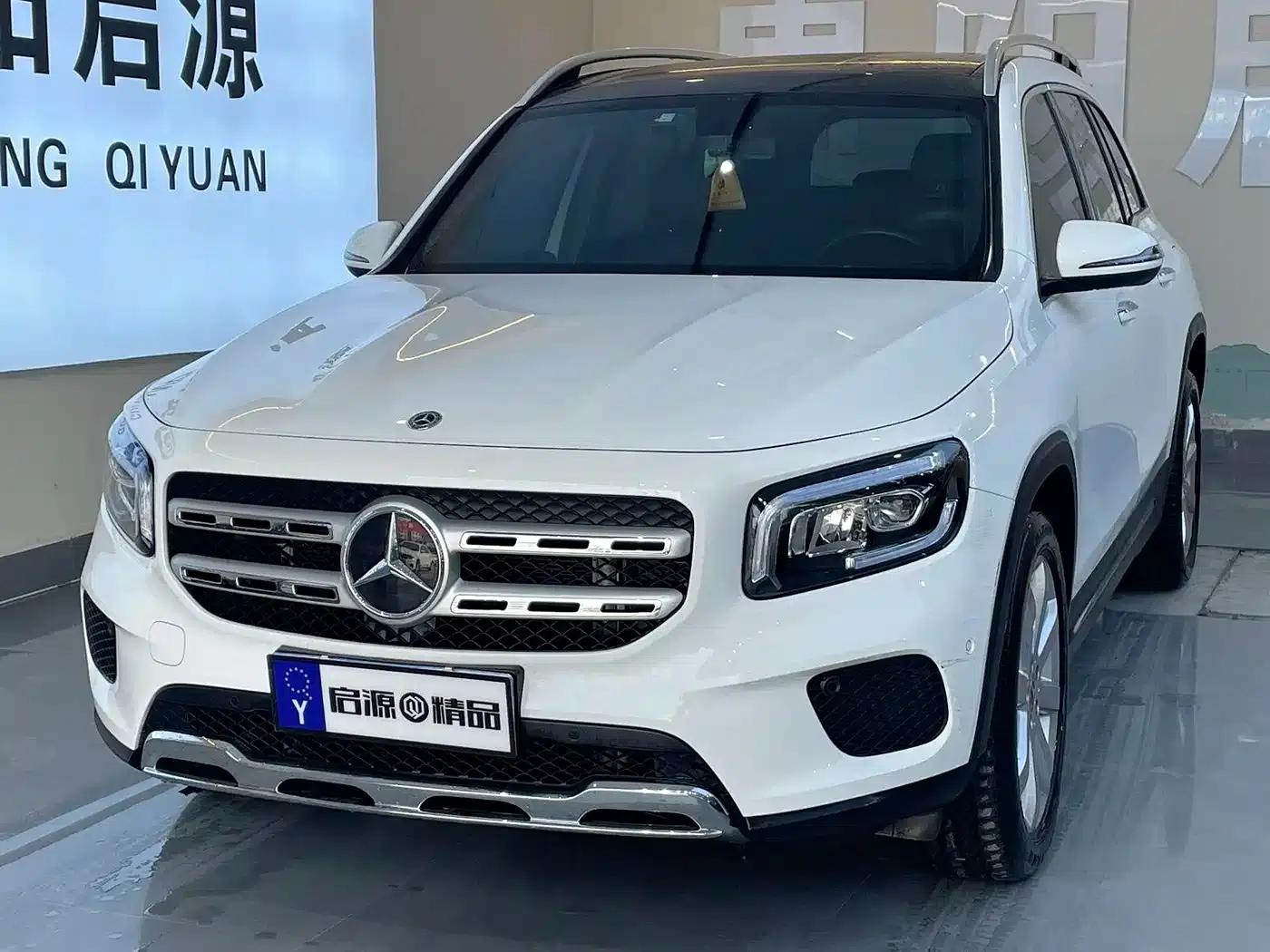 Mercedes-Benz GLB 2020 Facelift GLB 200 Fashion Model — миниатюра 1