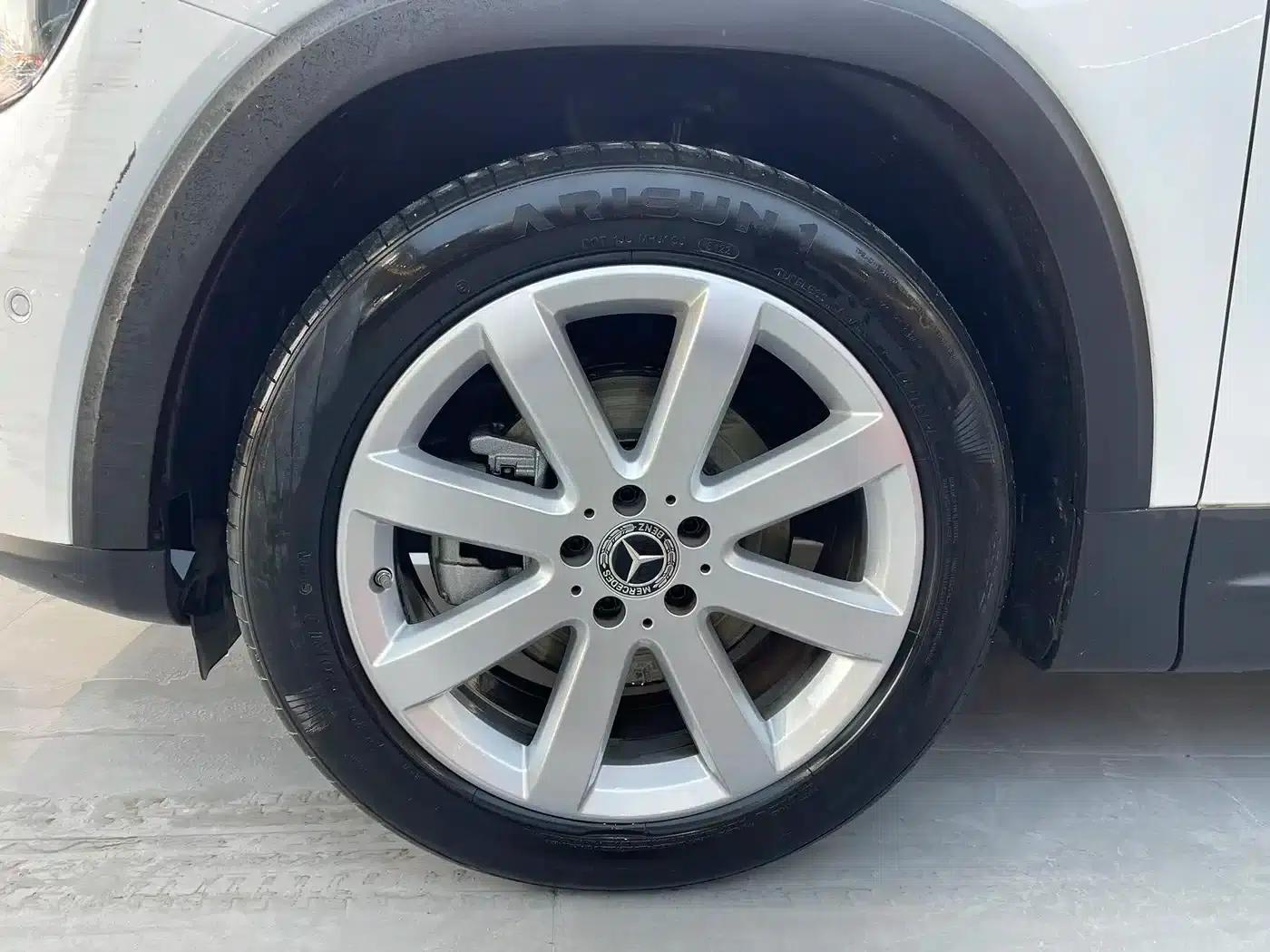 Mercedes-Benz GLB 2020 Facelift GLB 200 Fashion Model — миниатюра 6