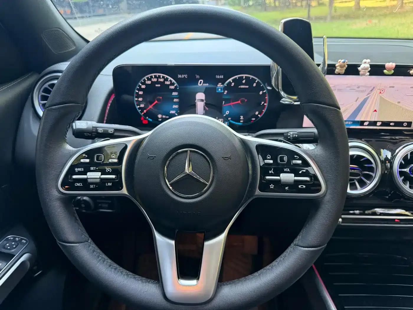 2023 Mercedes-Benz GLB 220 Fashion Edition — миниатюра 17