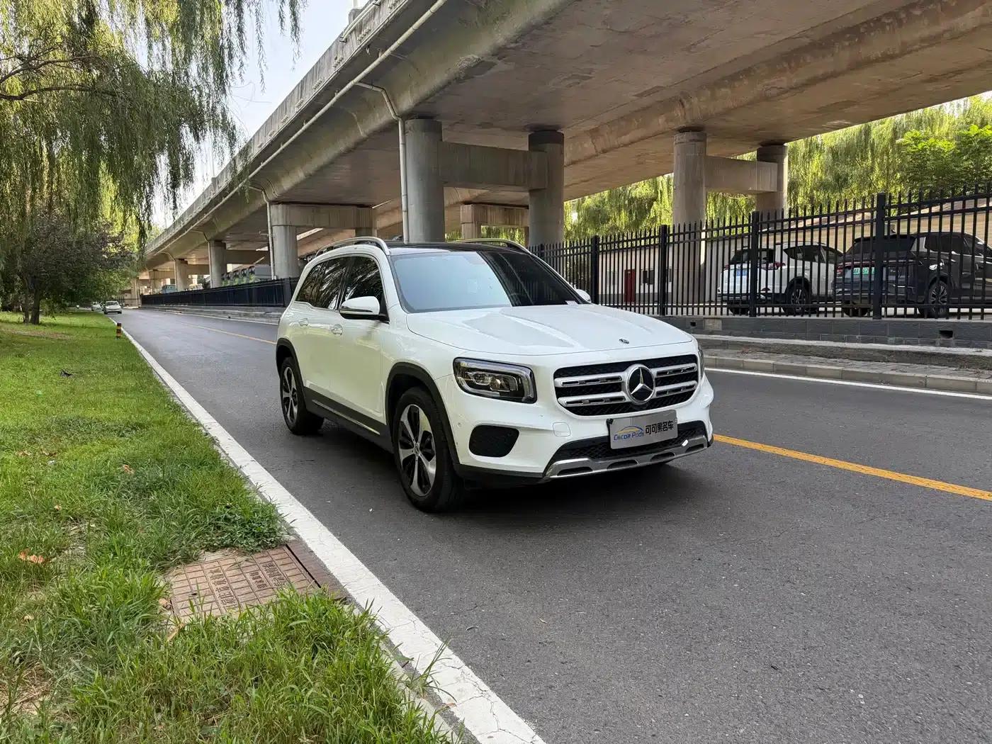2023 Mercedes-Benz GLB 220 Fashion Edition — миниатюра 3
